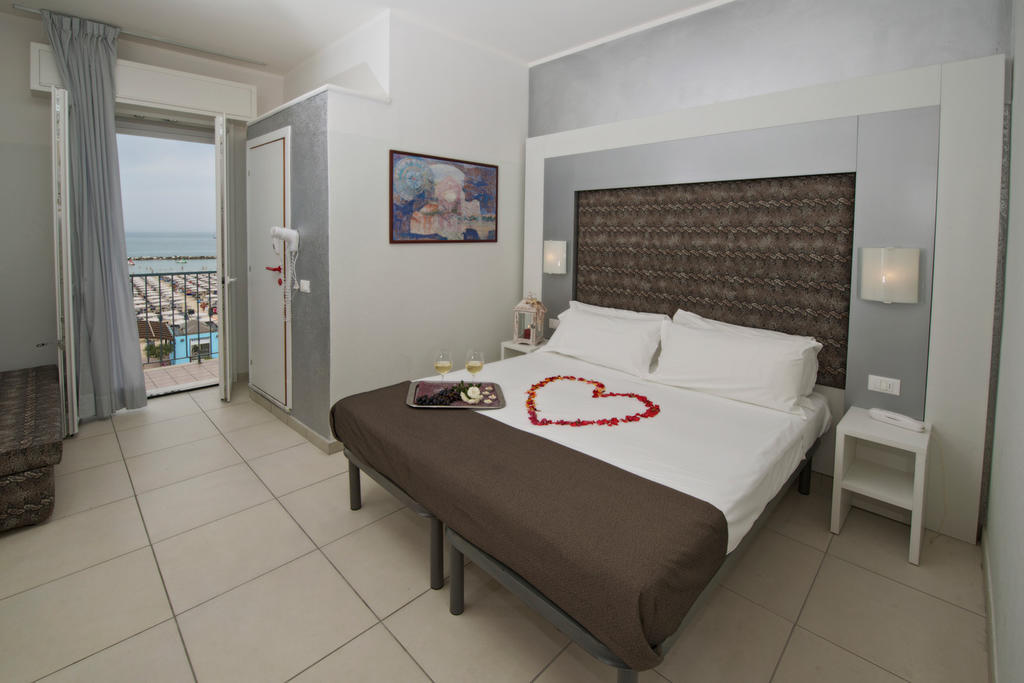 Hotel Garden Cattolica Room photo